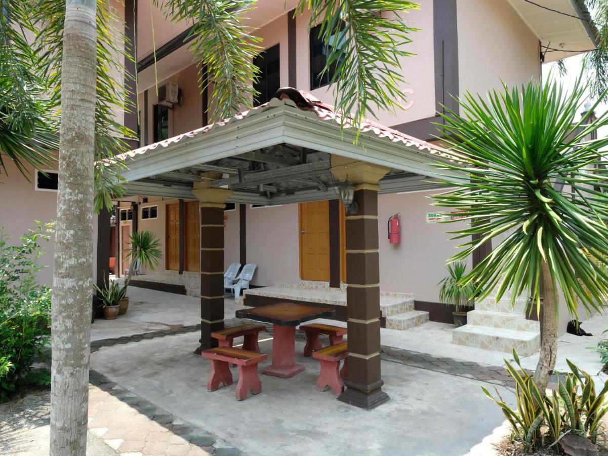 Oyo 44005 Senangin Resort & Cafe Tumpat Exterior photo